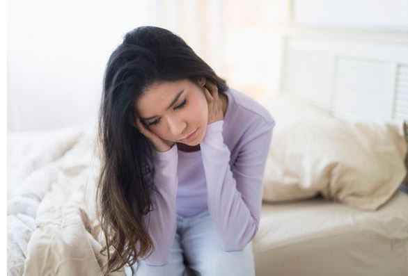 Bàn với mẹ chồng sẽ nghỉ làm ở nhà chăm con, bà “dội ngay một gáo nước lạnh” khiến tôi uất ức tận cổ