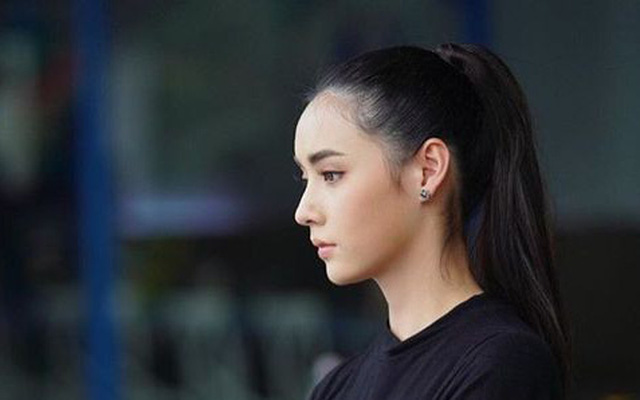 Vợ chồng tôi hí hửng mừng vui vì tuần nào bố mẹ cũng gửi thức ăn cho, đến ngày chị dâu tới và tiết lộ một chuyện khiến tôi chao đảo