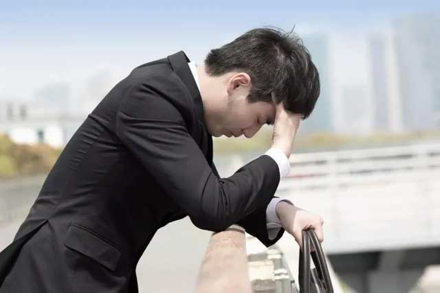 Lần đầu về ra mắt, mẹ bạn gái đã muốn vay tôi 1 số tiền lớn