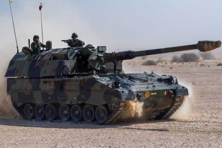 Clip: Sức mạnh của pháo tự hành PzH 2000