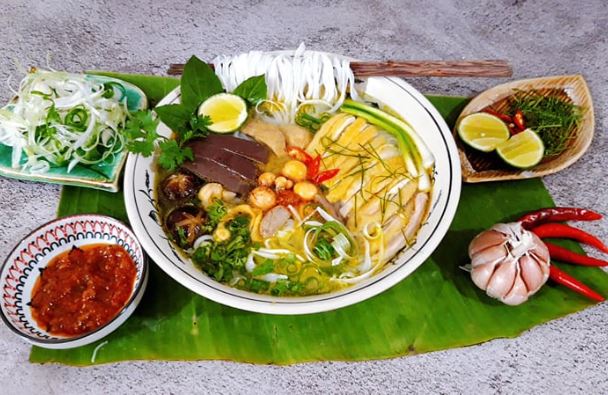 Thả thứ này vào nấu phở gà thơm ngon cực phẩm