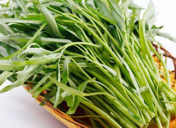 Rau muống món ăn quốc dân nhưng 5 kiểu người này tuyệt đối không nên đụng đũa