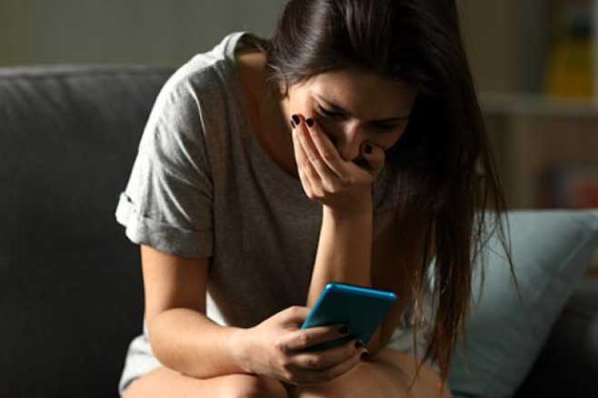 Nghi ngờ chồng ngoại tình, vợ âm thầm điều tra thì bất ngờ phát hiện sự thật còn sốc hơn