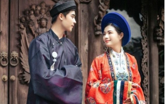 Các cụ dặn: ''Trai tốt không lấy gái râm bụt, gái tốt không lấy trai mã hầu'', râm bụt và mã hầu là gì?