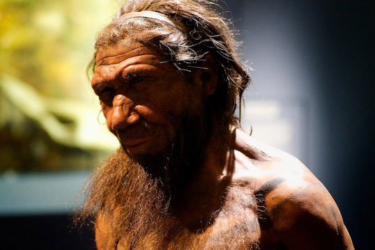 Đức: Lộ diện lò hắc ín 200.000 năm, người khác loài điều hành