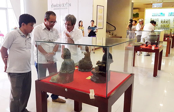Triển lãm chuyên đề "Sưu tầm cổ vật của người Đà Nẵng" tổ chức tạ Bảo tàng Đà Nẵng