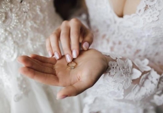 Mẹ chồng đọc 4 gia quy trong đám cưới, cô dâu phản ứng gắt khiến dân tình ngã ngửa