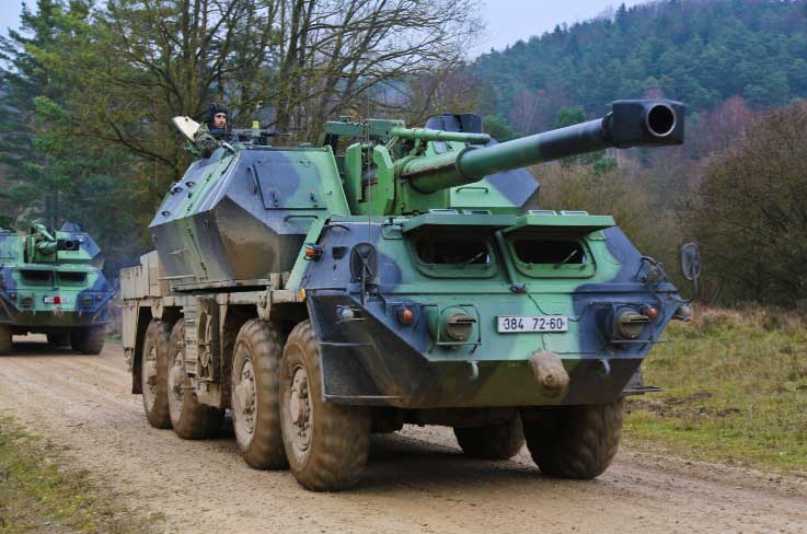 Clip: Soi sức mạnh pháo tự hành SpGH DANA