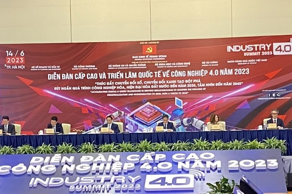 Tạo đột phá, rút ngắn quá trình công nghiệp hóa, hiện đại hóa đất nước