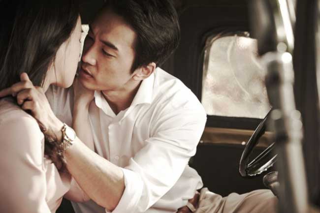 Quản chặt chồng vẫn ngoại tình, vợ nghĩ ra chiêu này khiến chồng hối hận không dám tái phạm