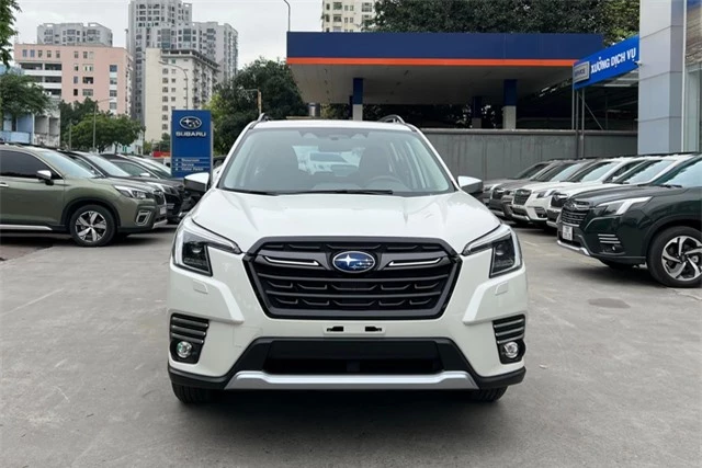 Subaru Forester 2023 giảm 122 triệu ‘dò đáy’ mới: Bản tiêu chuẩn giá như xe hạng B - Ảnh 2.