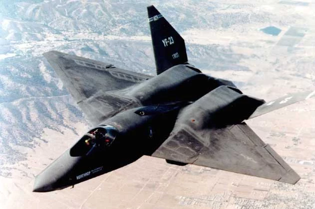 Northrop YF-23.