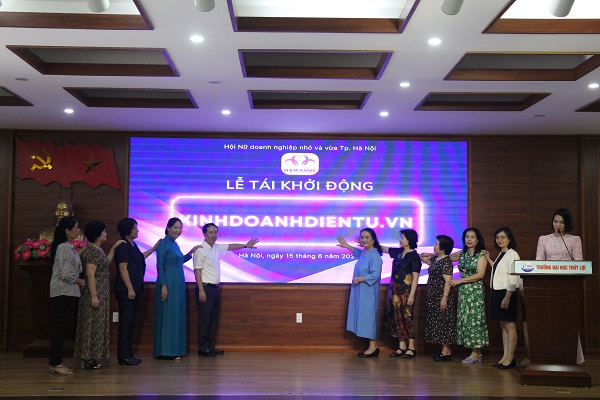 Hội Nữ doanh nghiệp nhỏ và vừa Hà Nội ra mắt sàn kinhdoanhdientu.vn