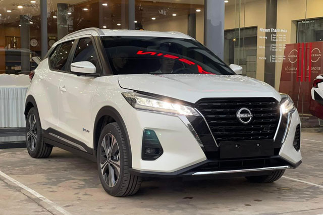 Loạt ôtô Nhật giảm giá cả trăm triệu đồng