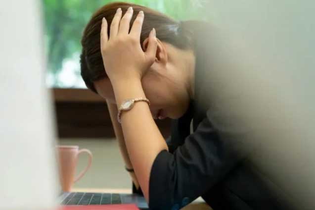 Chán người chồng keo kiệt, tôi muốn ly hôn nhưng bố mẹ phản đối