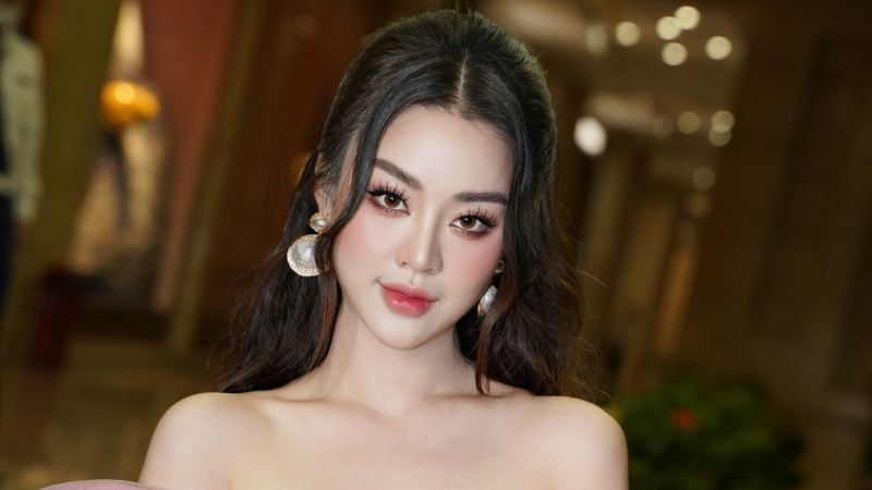 Hoàng Hải Thu bất ngờ trở lại màn ảnh với vai diễn nội tâm trong 'Chúng ta phải hạnh phúc'