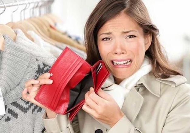 6 điểm tướng của người làm đâu tiêu đó, cả đời chẳng thể dư giả phất lên