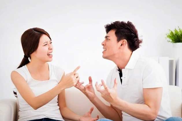 Thấy hàng xóm xây nhà to, chồng tôi quyết định bán đất để xây to hơn