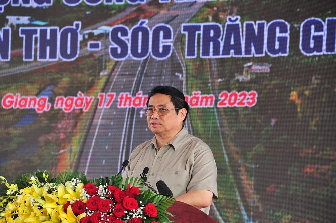 Thủ tướng Chính phủ Phạm Minh chính phát lệnh khởi công cao tốc Châu Đốc