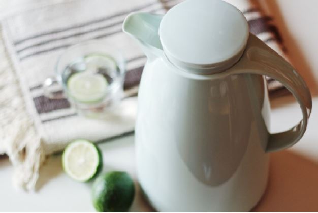 Ấm đun nước siêu tốc, 9 nhà có thì 8 nhà dùng sai cách, đây là 5 sai lầm bạn nên tránh