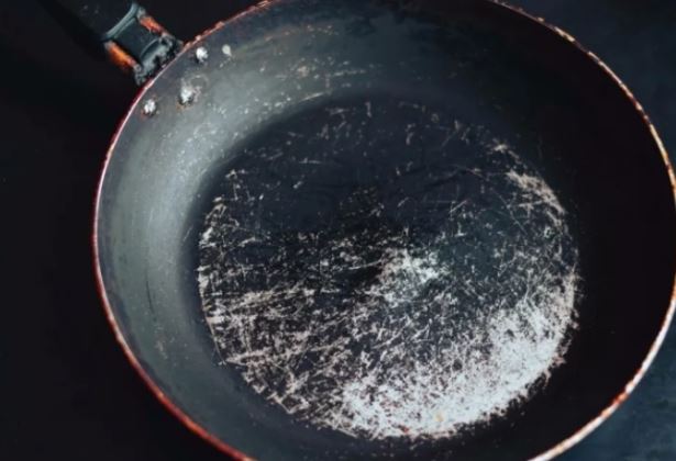 Sai lầm thường gặp khiến chảo chống dính nhanh hỏng