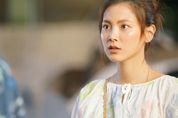 Tới nhà bạn thân, tôi bất ngờ khi thấy chị dâu cũng xuất hiện ở đó trong bộ dạng khắc khổ