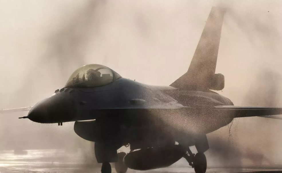 Phương Tây gửi tín hiệu mới tới ông Putin trước sự phản công thất bại của LLVT Ukraine