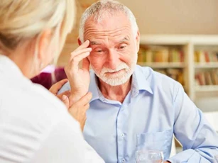 Giật mình khi biết số tiền 500 triệu tôi biếu bố mẹ dưỡng già đã không còn