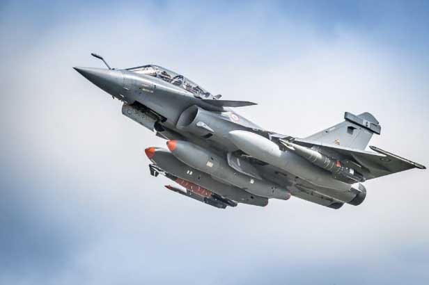 Clip: Vẻ đẹp đặc biệt của máy bay chiến đấu thế hệ 4+ Rafale