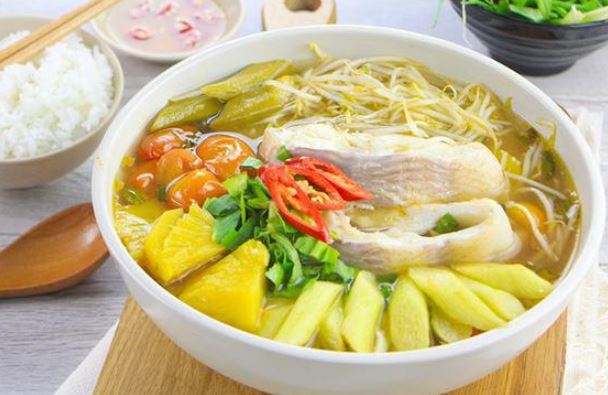 Nấu canh cá bỏ thẳng nước lạnh vào là dại: Dùng loại nước này giúp canh cá không tanh, ngọt thịt
