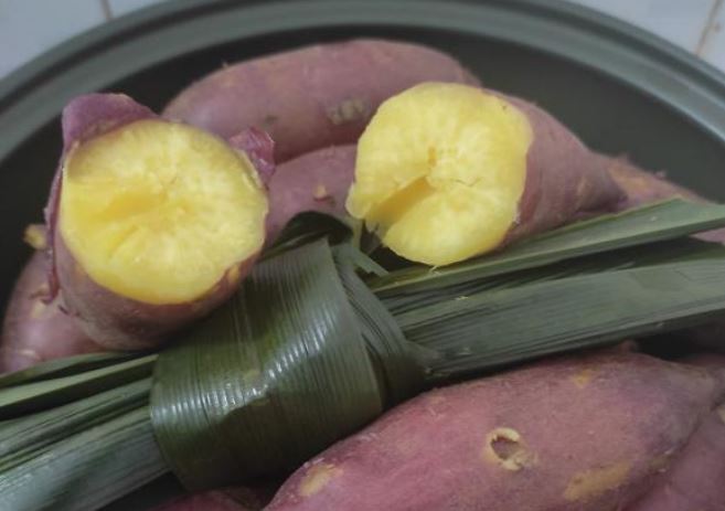 Luộc khoai đừng dùng nước lạnh: Làm theo cách này, khoai chín bở, ngọt lừ