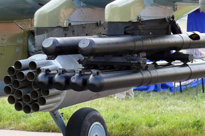 Clip: Sức mạnh khủng khiếp của “lốc xoáy” diệt xe tăng 9K121 Vikhr Nga