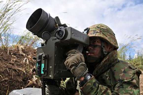 Clip: Khám phá sức mạnh của tên lửa chống tăng Type 01 Nhật Bản