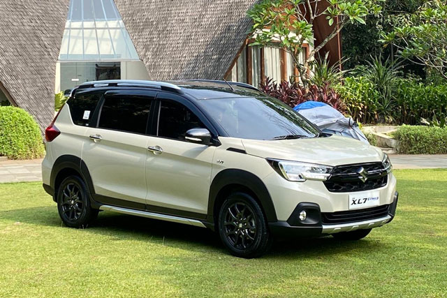 Suzuki XL7 Hybrid ra mắt với giá rẻ bất ngờ, sắp về Việt Nam