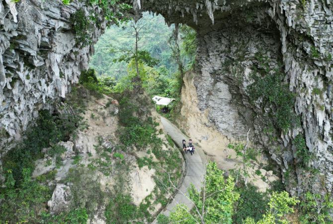 Giải mã những bí ẩn trong Hang Thủng, Hà Giang: Điểm đến mới hấp dẫn giới trẻ