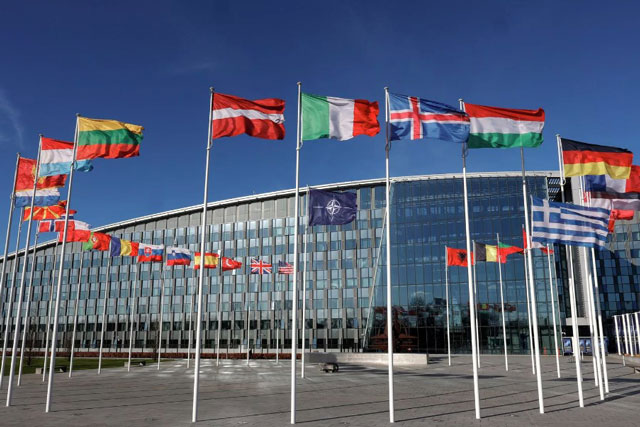 Pháp lý giải quyết định ủng hộ Ukraine gia nhập NATO