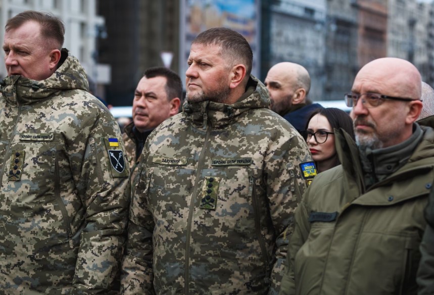 Tổng tư lệnh Lực lượng vũ trang Ukraine ra tiền tuyến, bác tin đồn bị thương nặng