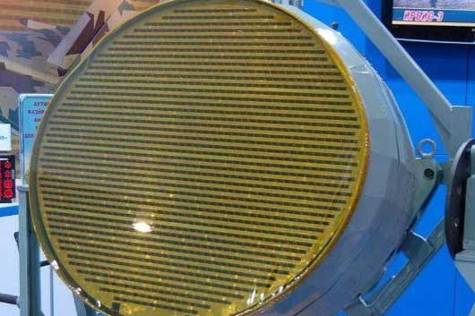 Radar AESA của Su-57 không gây nguy hiểm cho F-35 bằng cảm biến thụ động