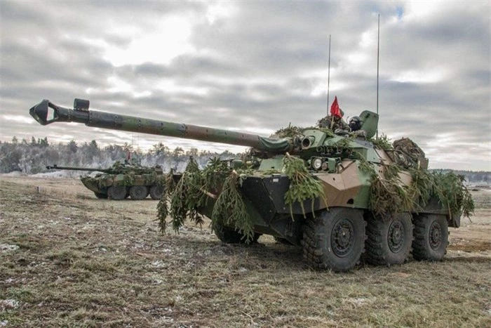 Xe tăng bánh lốp AMX-10RC do Pháp chế tạo đã nhận được đánh giá tiêu cực từ một binh sĩ Ukraine với biệt danh 