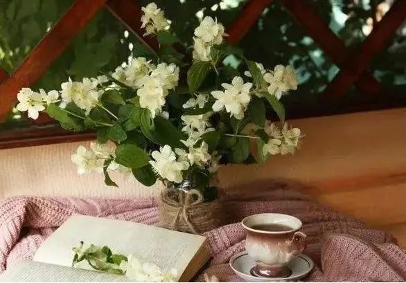 Tổ Tiên nhắc nhở: ‘4 biểu hiện của gia đình có thể ngày càng nghèo khó’, đó là gì?