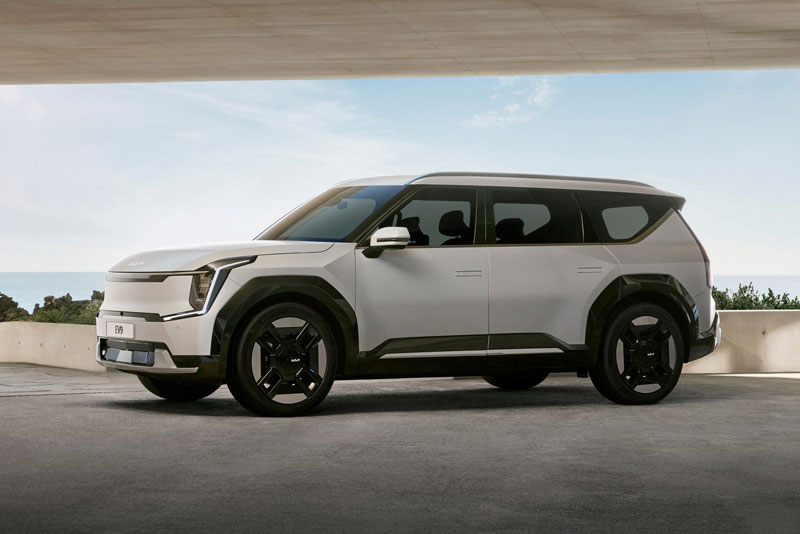 Kia EV9 2024 chốt giá từ 1,415 tỷ đồng