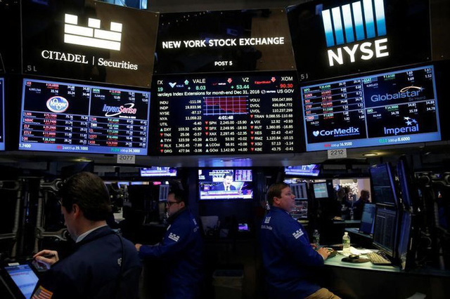 Dòng tiền đầu tư vào thị trường chứng khoán Mỹ tăng mạnh