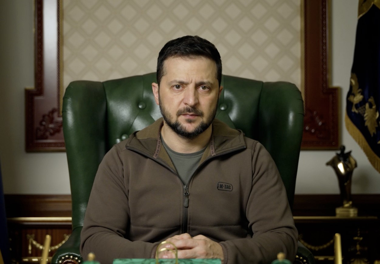 Sau tuyên bố của Zelensky, Ukraine chỉ còn 2 lựa chọn hành động