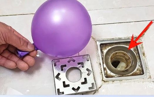 Đặt một quả bóng bay trong phòng tắm nhận ngay lợi ích tuyệt vời, ai cũng muốn học theo