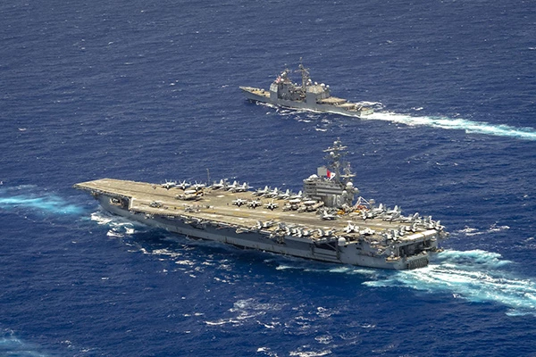 Một số hình ảnh tàu sân bay USS Ronald Reagan (nguồn ảnh: Đại sứ quán Hoa Kỳ tại Việt Nam).