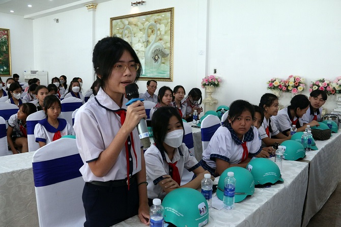 Kiên Giang tuyên truyền lợi ích và tác hại của mạng xã hội đối với trẻ em