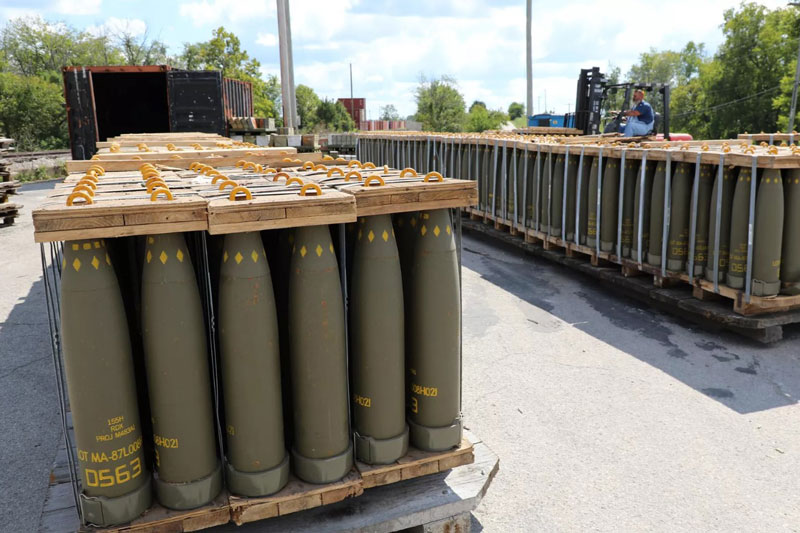 Cháy rụi nhà kho của doanh nhân Bulgaria chuyên cung cấp đạn pháo cho LLVT Ukraine