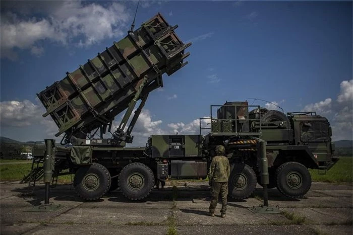 Chỉ trong một tháng triển khai tổ hợp phòng không Patriot của Ukraine theo thông báo đã đánh chặn thành công hơn 80 mục tiêu, bao gồm tên lửa siêu thanh Kh-47M2 Kinzhal, tên lửa đạn đạo chiến thuật Iskander-M và cả đạn từ hệ thống S-400.