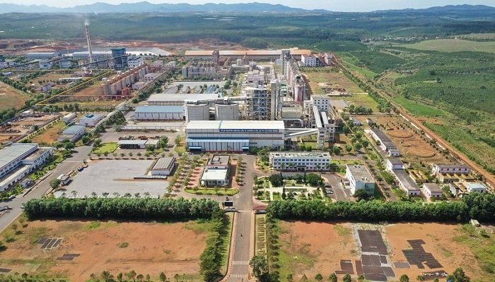 Lâm Đồng: Xả thải gây ô nhiễm môi trường phía sau nhà máy Alumin 