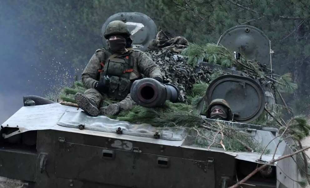 Bộ Quốc phòng Nga: Phòng không Nga đánh chặn 2 quả đạn HIMARS, phá hủy 6 UAV Ukraine